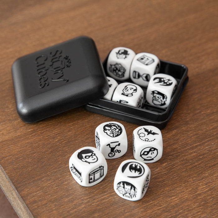 productImage-15400-dc-comics-batman-story-cubes-wuerfelspiel.jpg